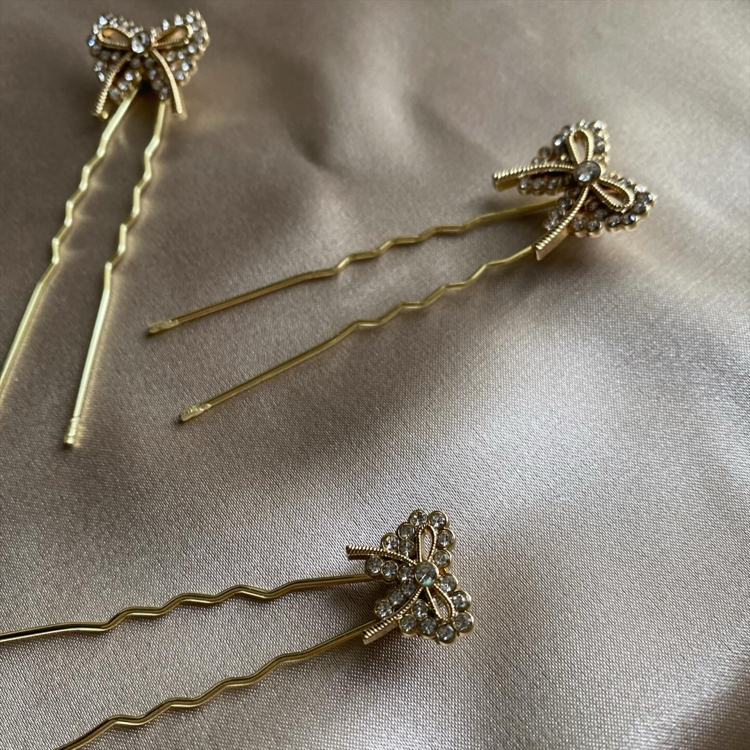 Taşlı Fiyonk Pin Set