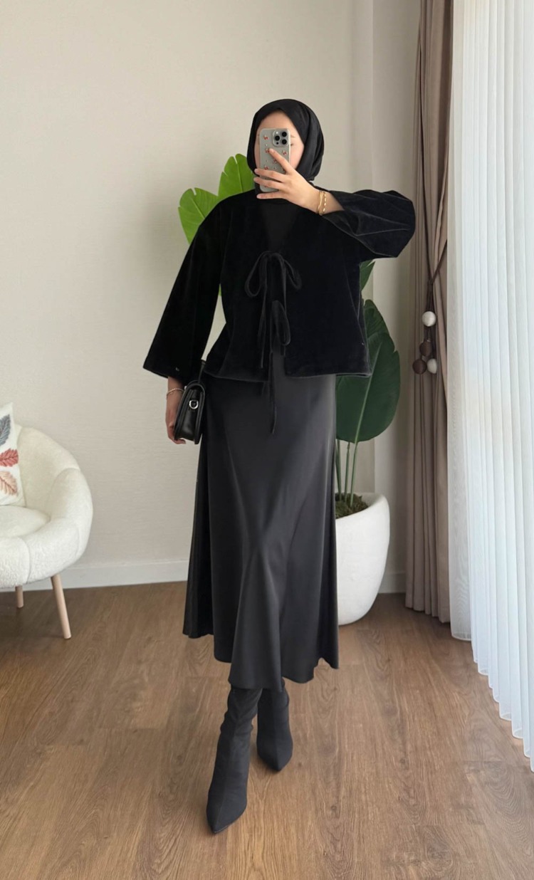 Etek Üstü Önden Bağlamalı Fox Kimono - Siyah