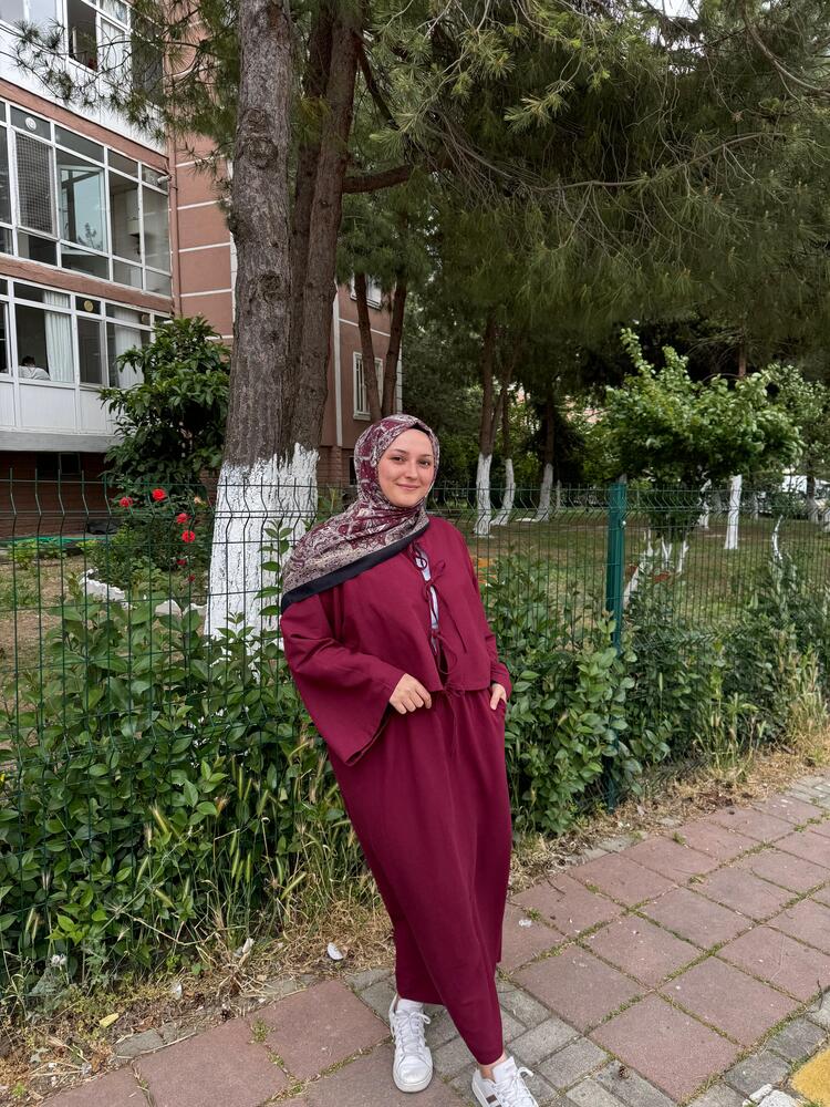 Önü Bağcıklı Keten Takım - Bordo
