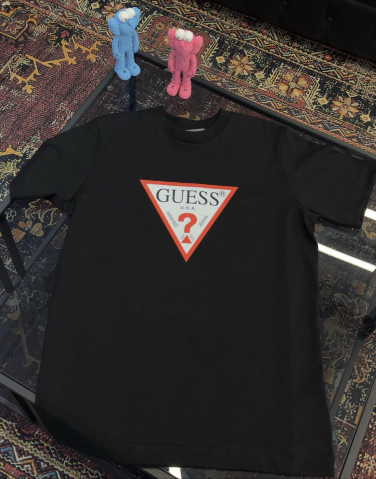 GUESS Premium T-Shirt