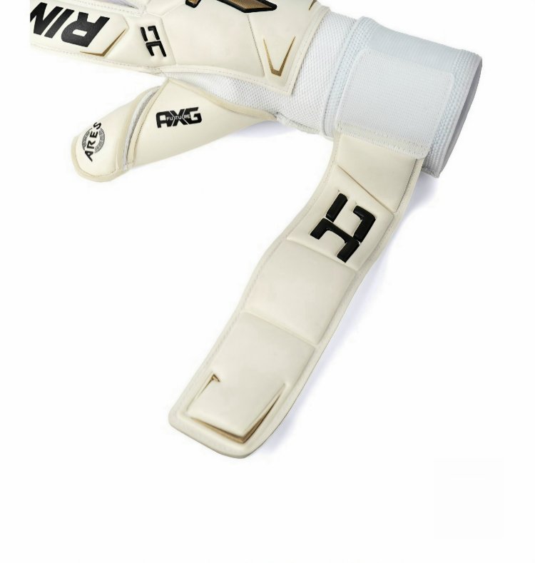 RİNAT ARES PRO (Joan Garcia)
