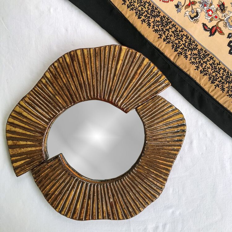 Amber Duvar Aynası