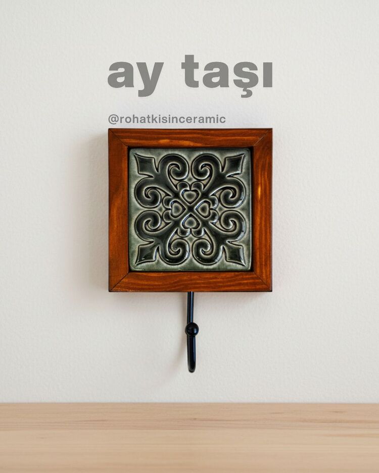 Ay Taşı Seramik Askılık