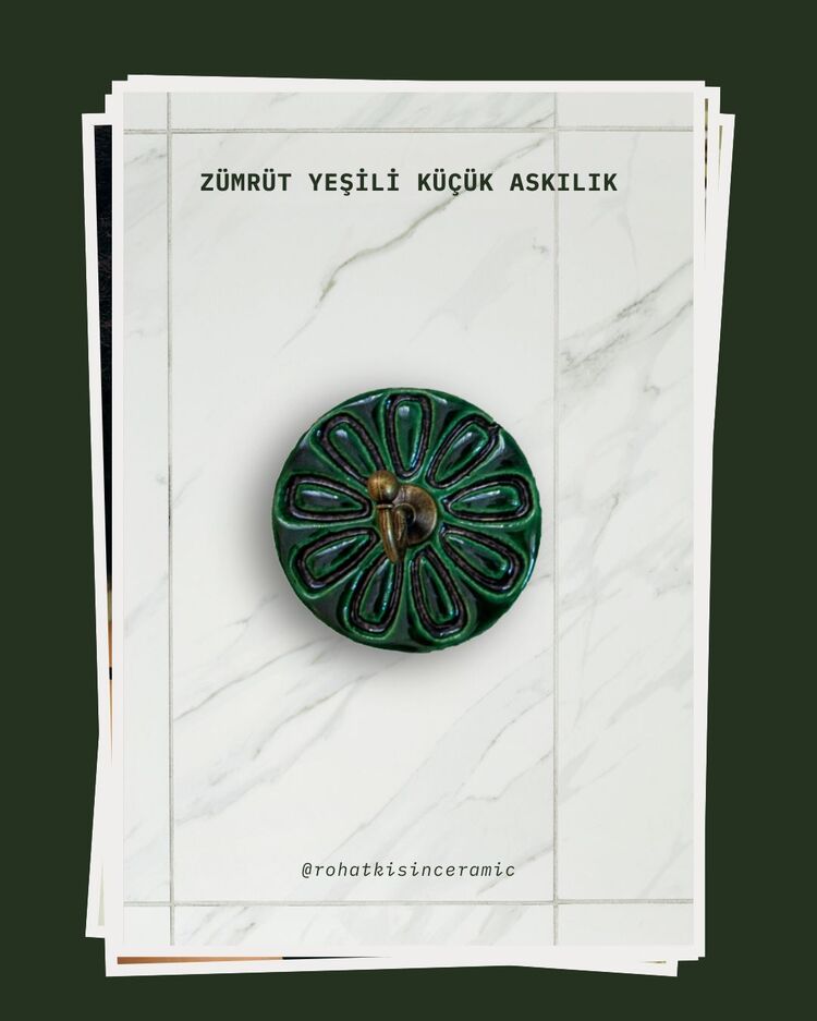 Zümrüt Yeşili Küçük Boy Seramik Askılık