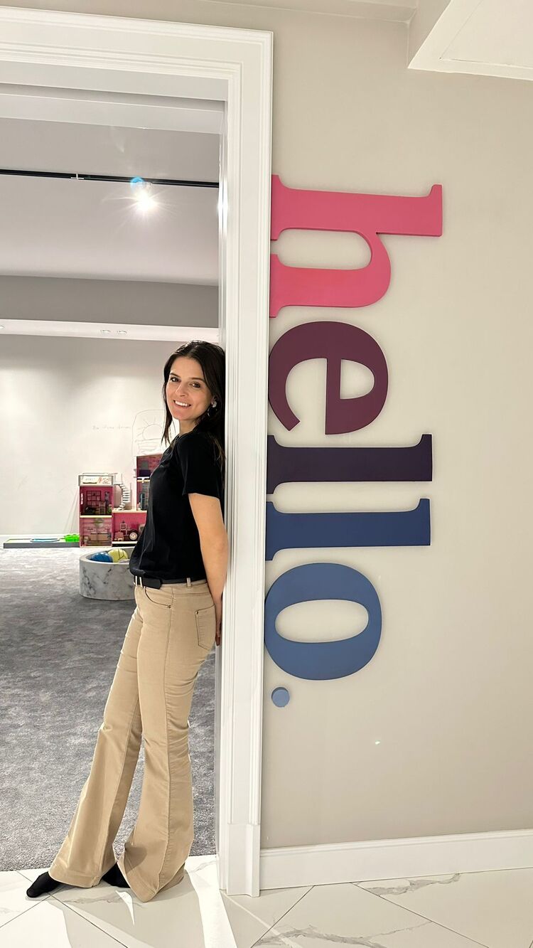 Hello kapı yanı dekor