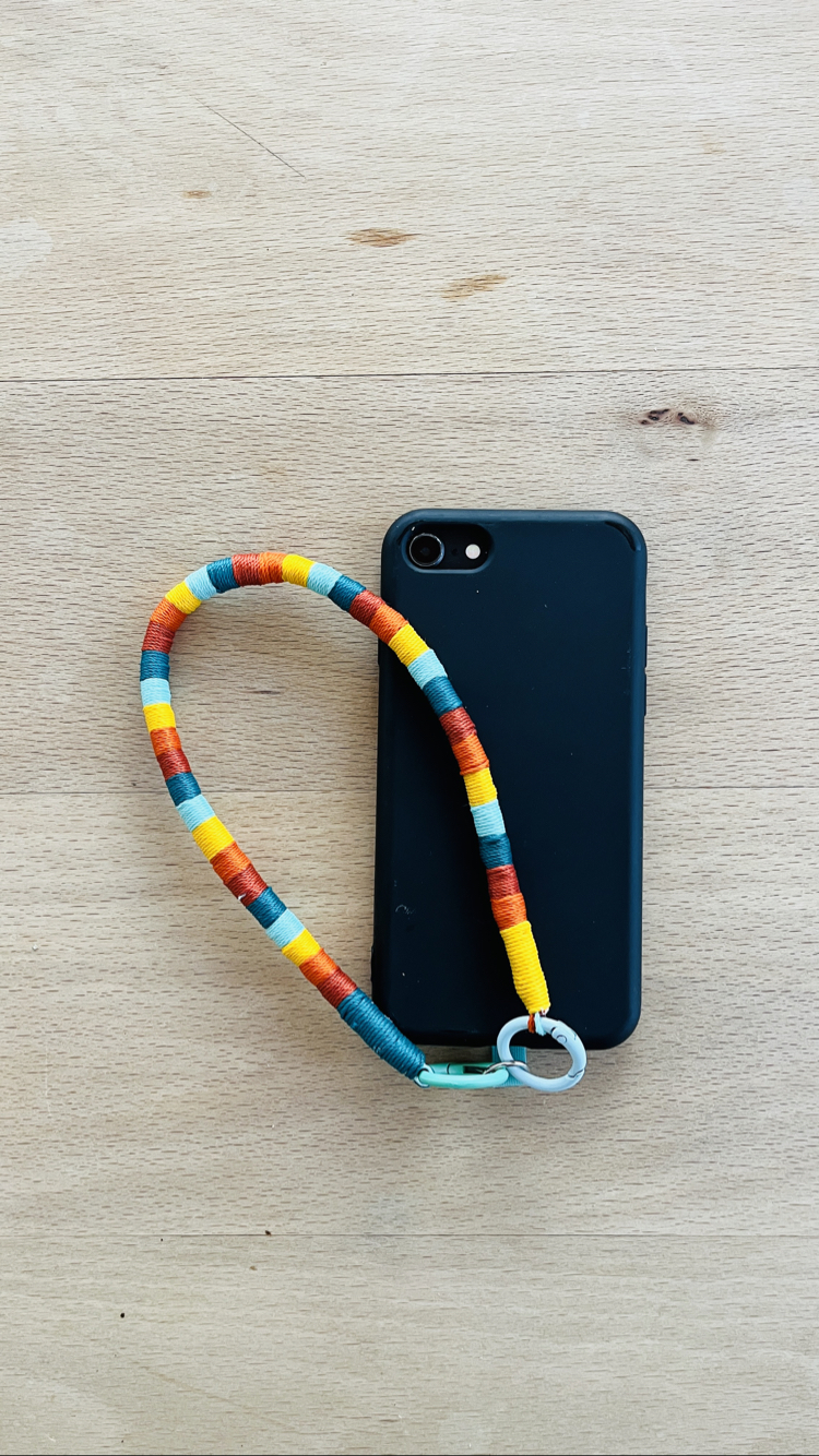 Kısa Telefon İpi – Çok Amaçlı Telefon Askı