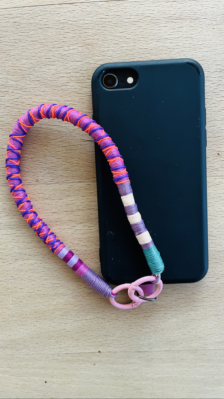 Kısa Telefon İpi – Çok Amaçlı Telefon Askı