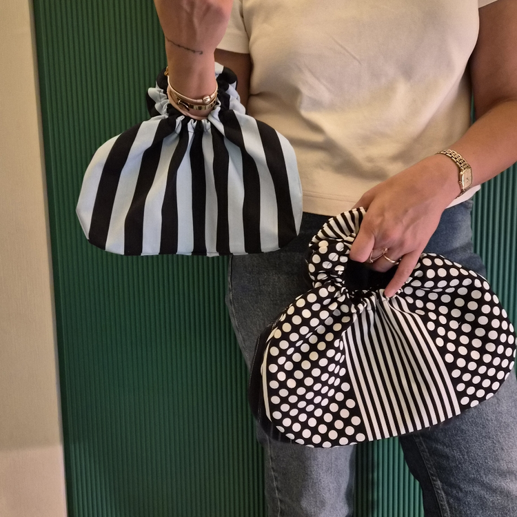 Rosie Handbag (Blackandblue)