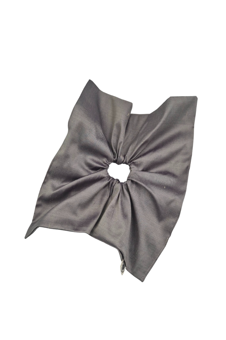 Bloxie Scrunchie (Silver)