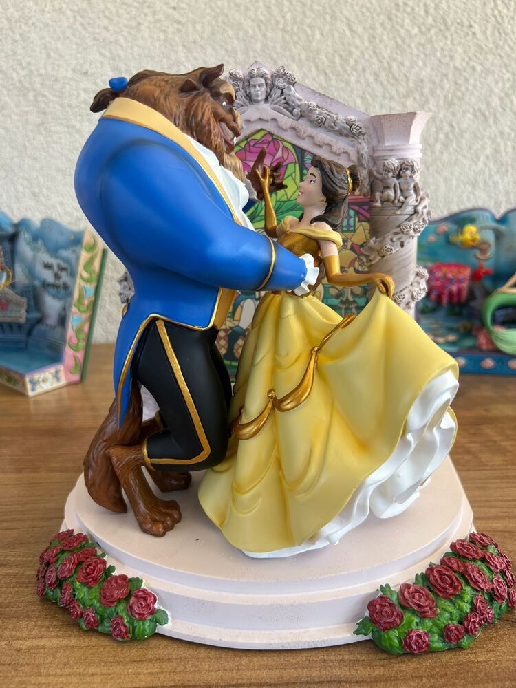 disney güzel ve çirkin ışıklı figür biblo