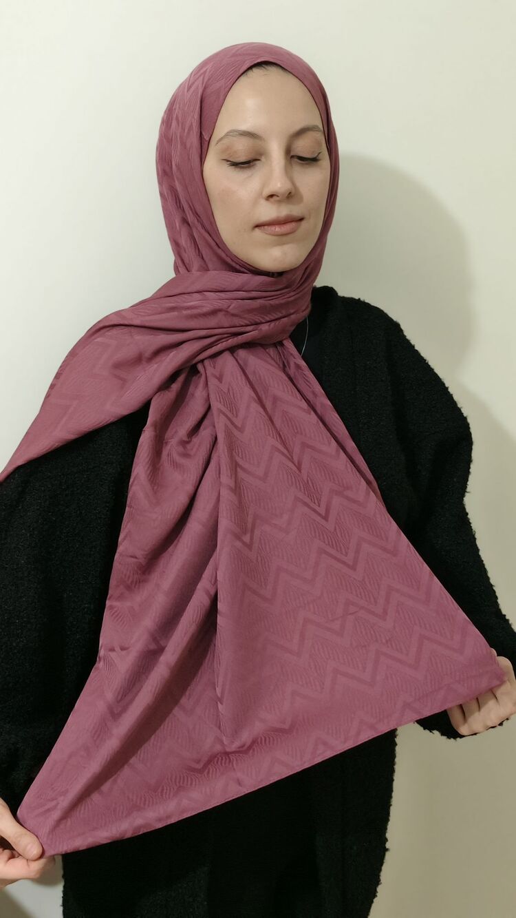 Zikzak Desenli Gül Kurusu Jakar Şal