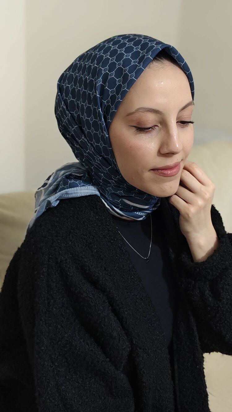 Soft Pamuk Lacivert Eşarp