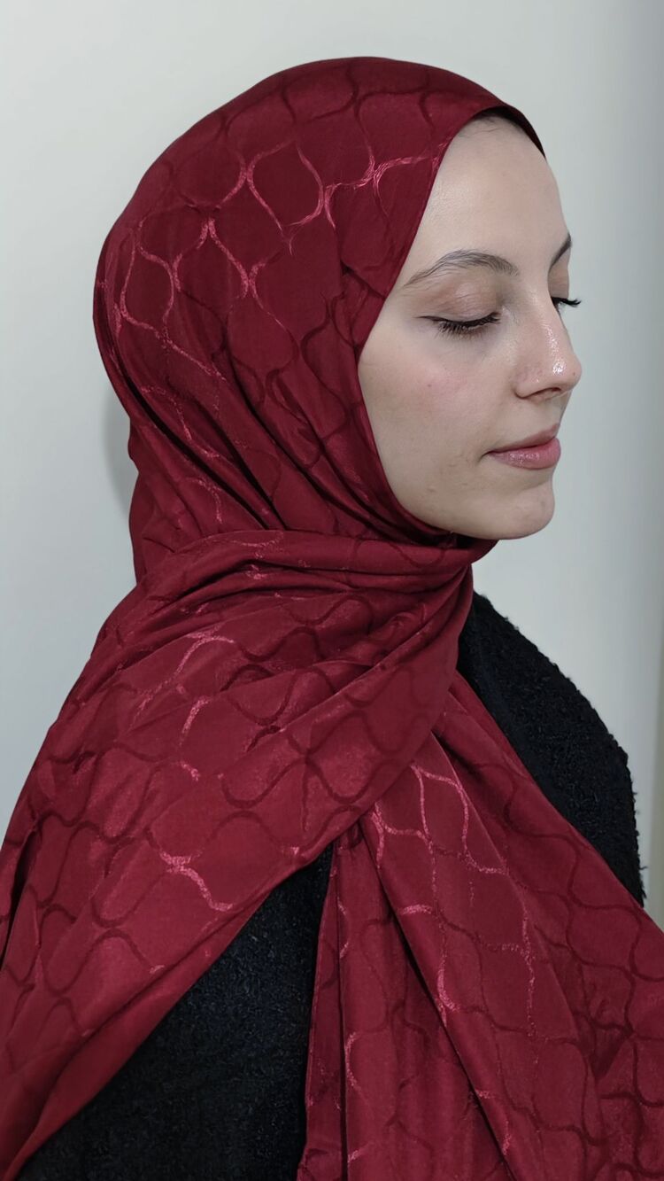 Parlak Desenli Bordo Jakar Şal