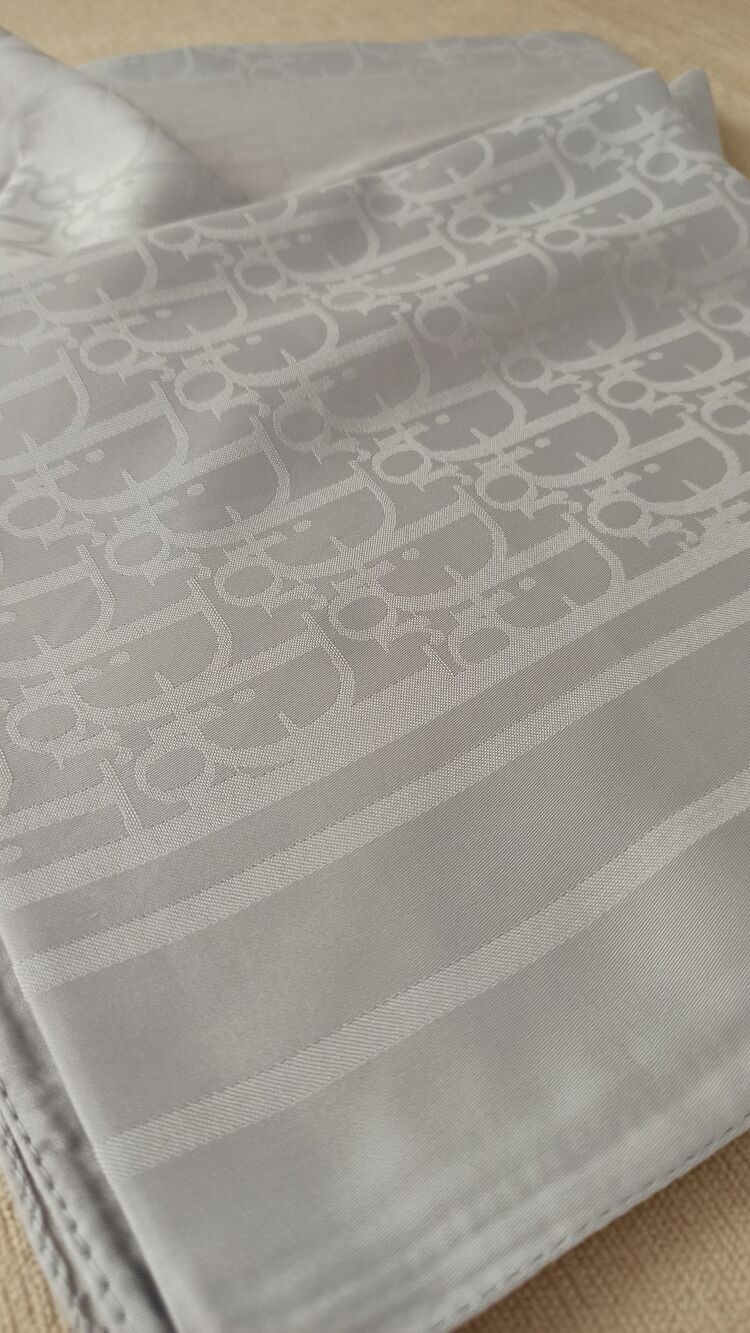 Dior Gümüş Jakar Eşarp