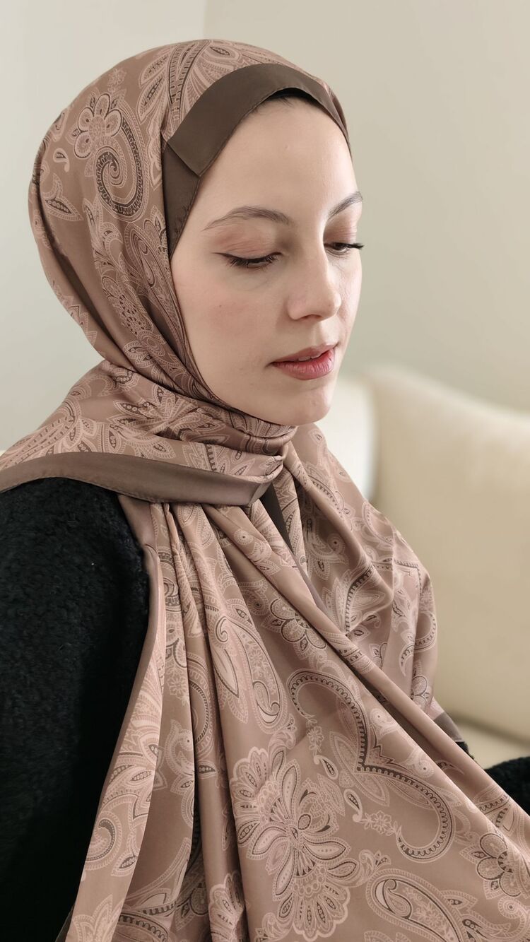 Etnik Desenli İpeksi Vual Şal