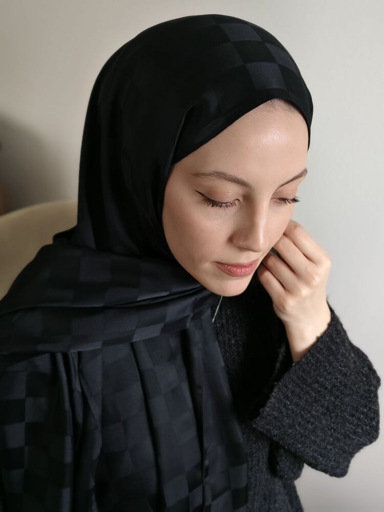 Dama Desen Siyah Jakar Şal