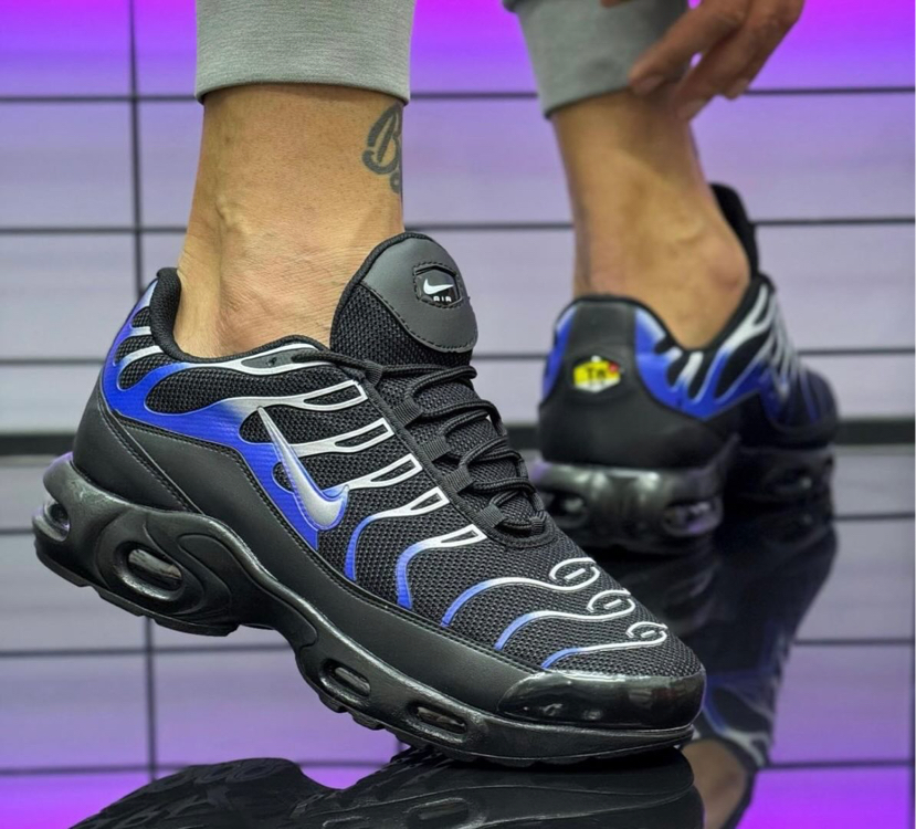 Nike Air Max Plus Triple  (40-46)