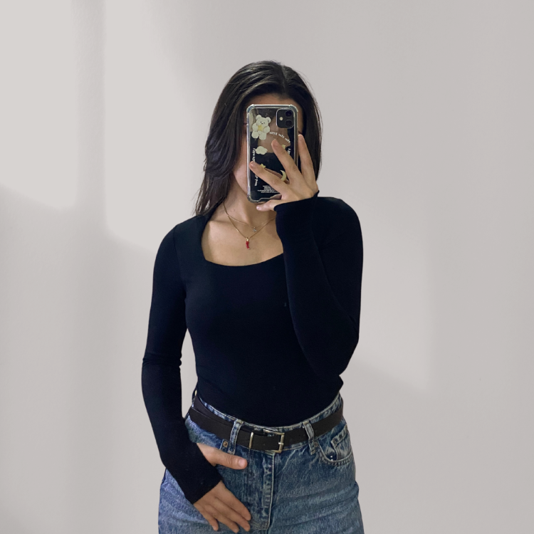 Siyah Kare Yaka %95 Pamuk Bluz (Oysho Kumaş)