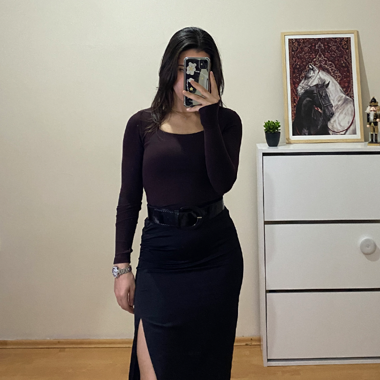 Kahverengi Kare Yaka %95 Pamuk Bluz (Oysho Kumaş)