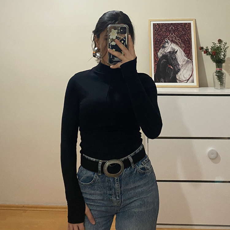 Siyah Çimalı %95 Pamuk Bluz (Oysho Kumaş)