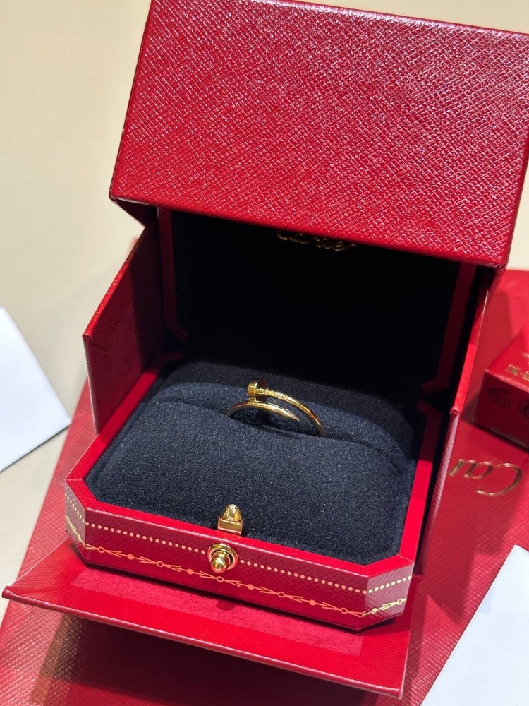 Cartier Çivi Yüzük