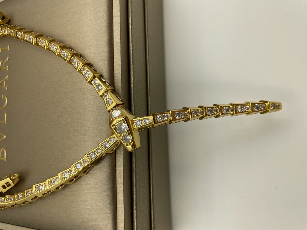 Bvlgari Viper Kolye Gold Taşlı