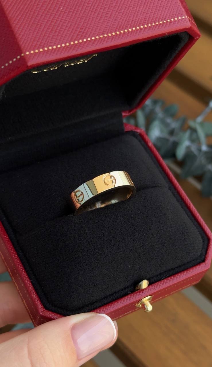 Cartier Love Yüzük