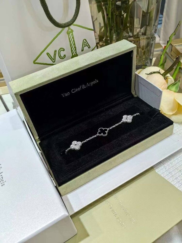 Van Cleef Bileklik
