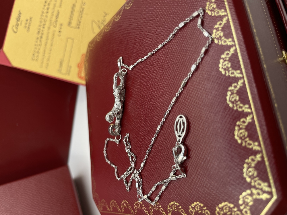 Cartier Panthere Kolye