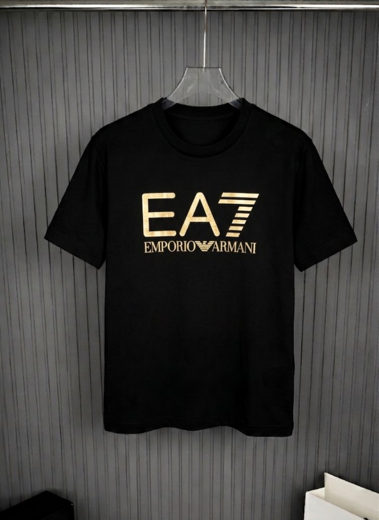 Emporio Armani Siyah Tişört 