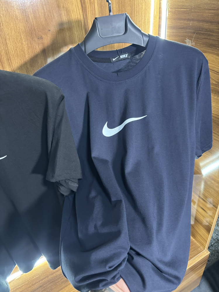NIKE Sırt Baskılı Premium Tişört