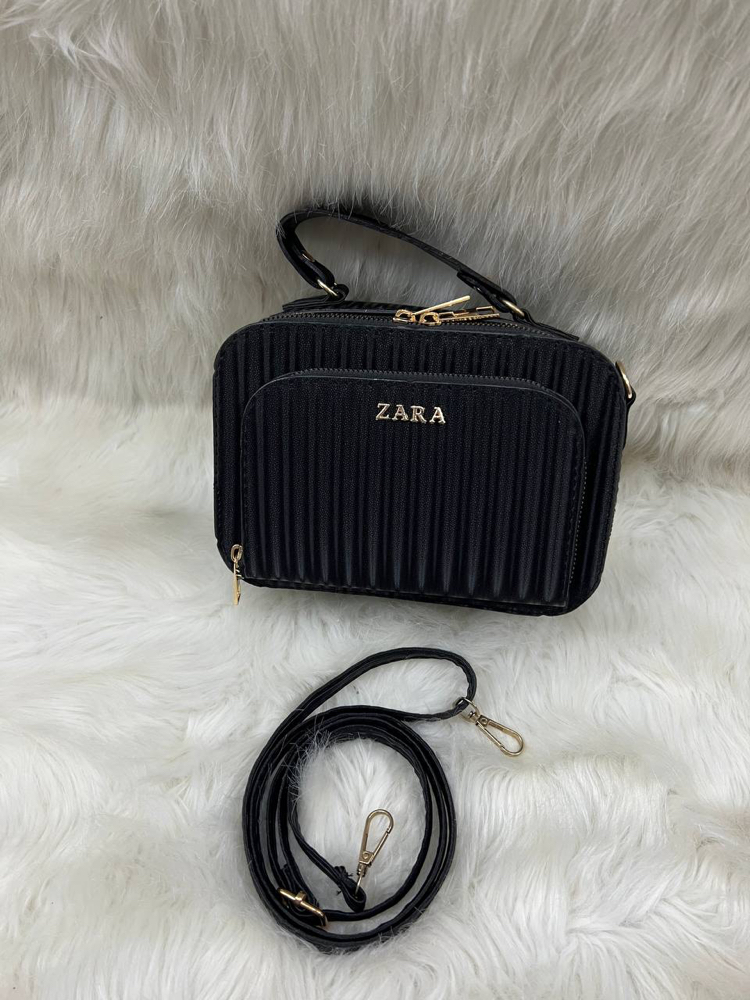 Zara çanta