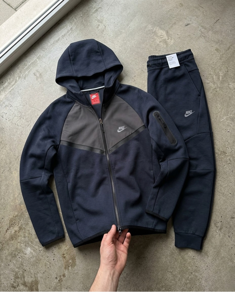 Nike 2026 Tech Fleece Premium Patch TAKIM Laci-Füme 8484