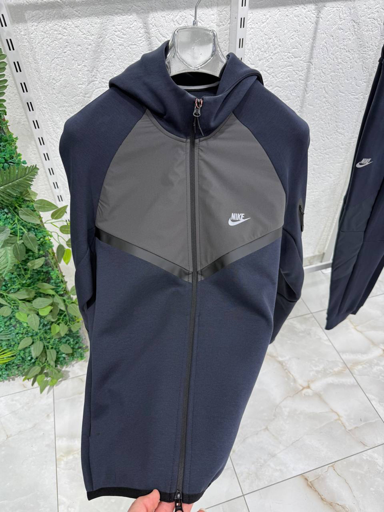 Nike 2026 Tech Fleece Premium Patch TAKIM Laci-Füme 8484