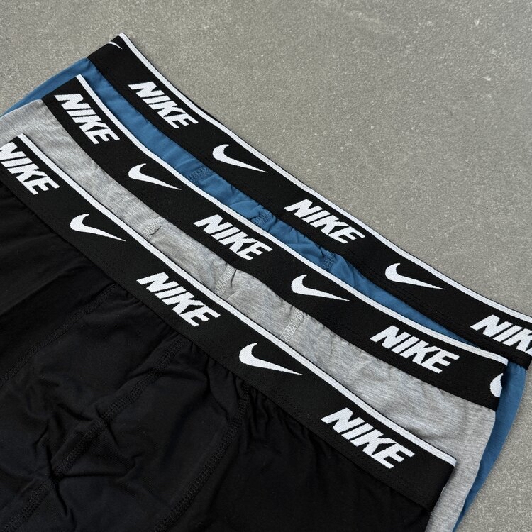 Nike Yeni Sezon Kutulu Boxer 3'lü 8421