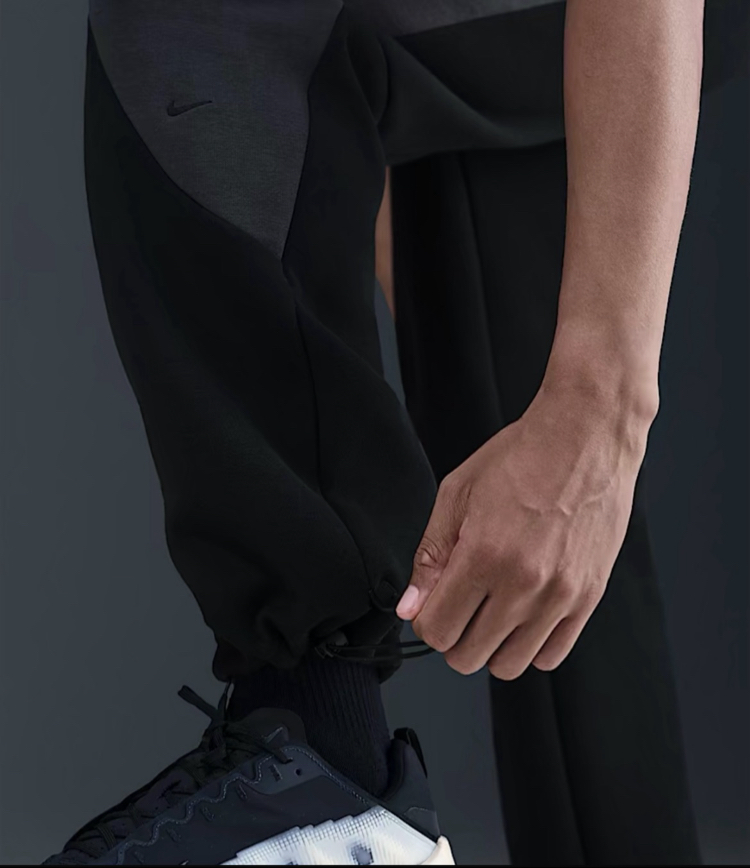 3 GÜNLÜK İNDİRİM❗️| NSW 2026 Tech Fleece TAKIM Siyah-Füme 8478