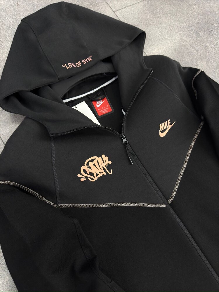 Nike x Syna Tech Fleece Hoodie 8390+