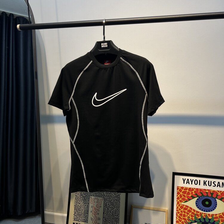 Nike Gym Club T-Shirt Siyah 8417