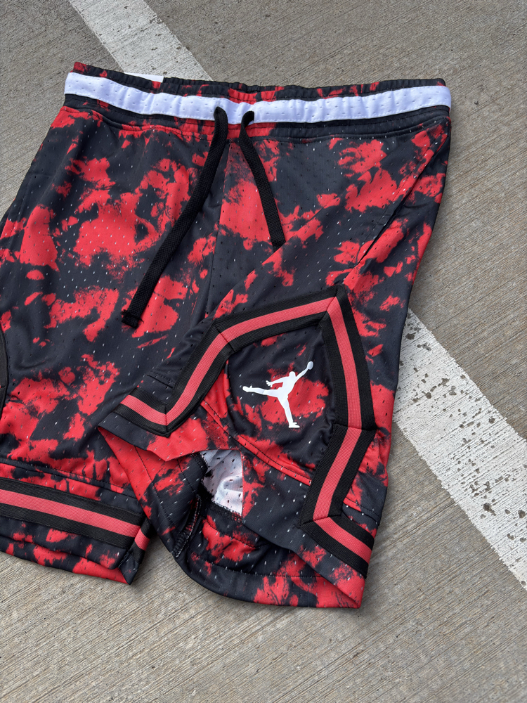 Nike Jordan Diamond Şort Camo Kırmızı 8496
