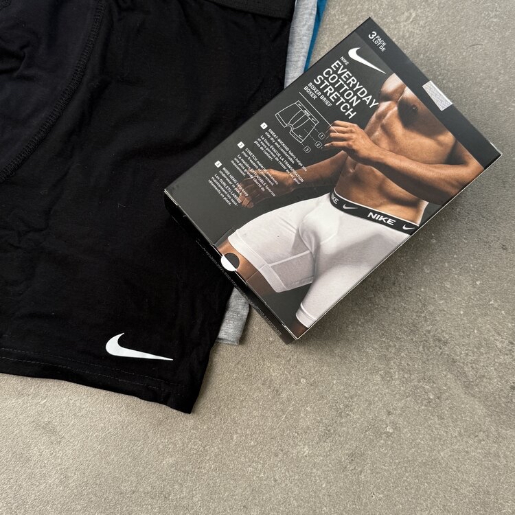 Nike Yeni Sezon Kutulu Boxer 3'lü 8421
