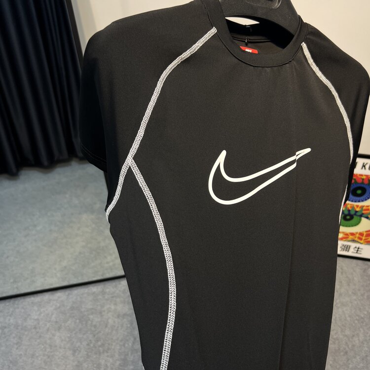 Nike Gym Club T-Shirt Siyah 8417