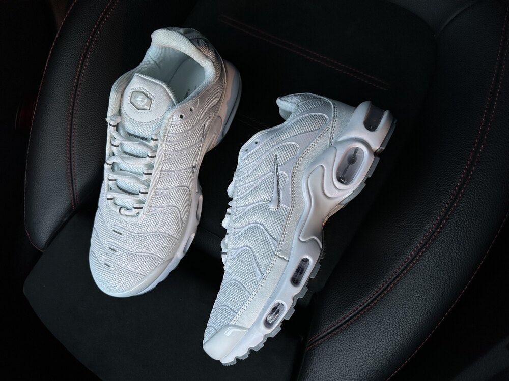 Nike Air Max Plus TN 'Triple White' 8419