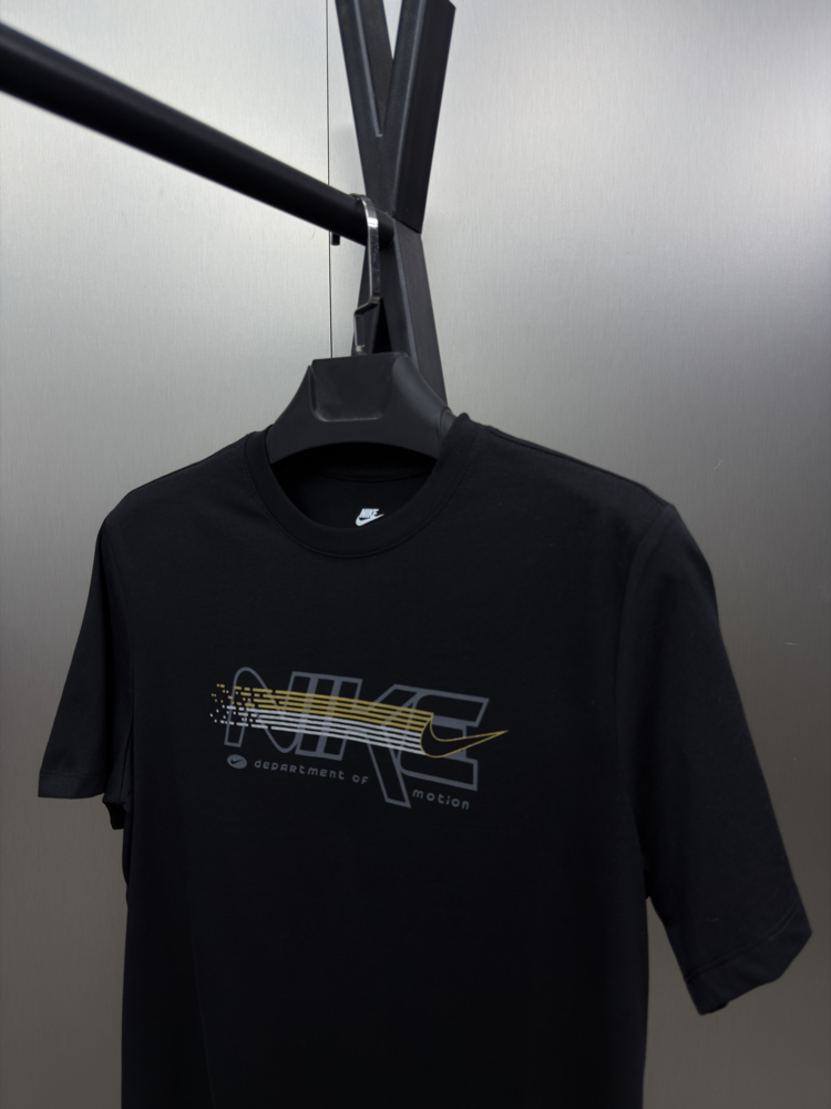 Nike ‘GRAPHIC’ T-Shirt Siyah NK-290