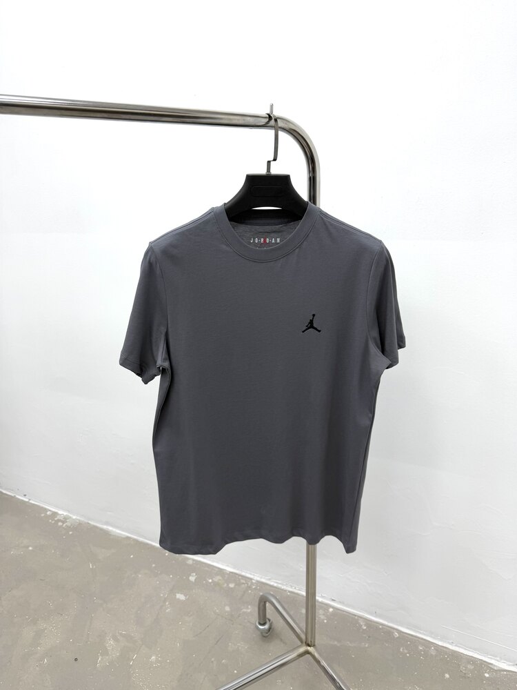 Air Jordan ‘LOGO’ T-Shirt Füme J-1011