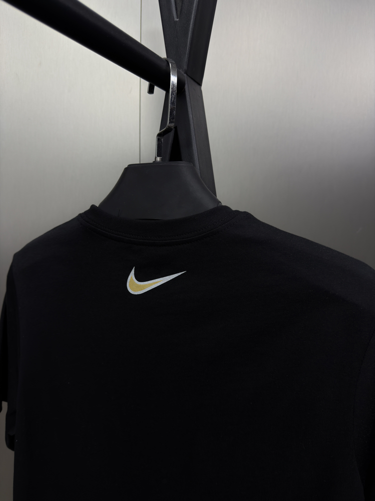 Nike ‘GRAPHIC’ T-Shirt Siyah NK-290