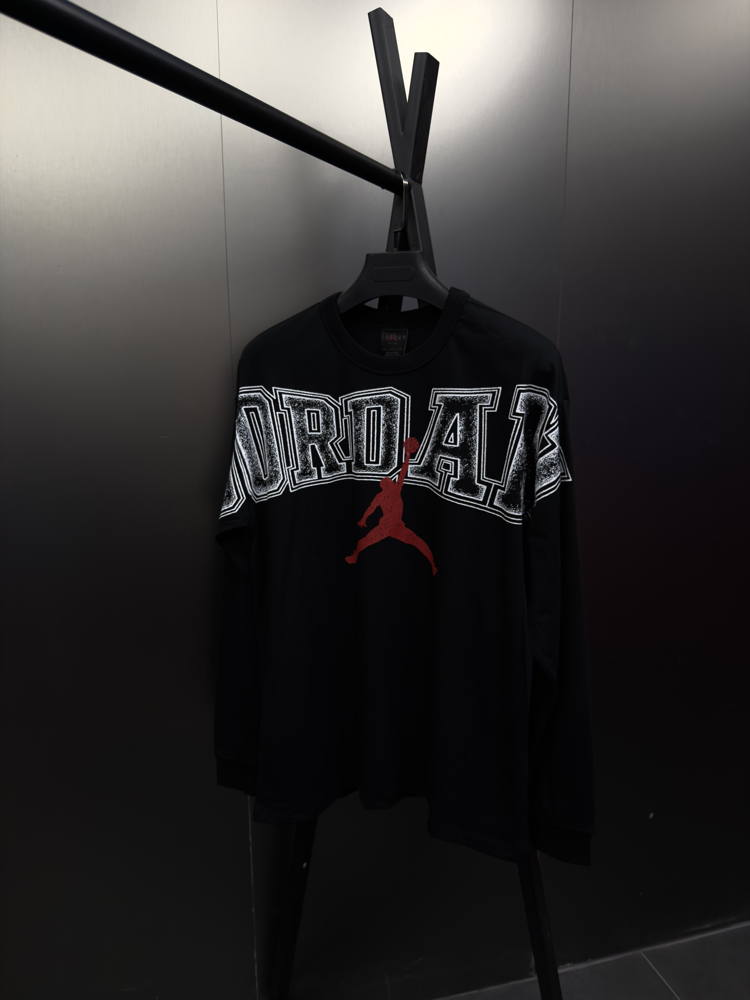 Jordan ‘GRAPHIC’ Oversize Uzun Kollu T-Shirt Siyah JD-819
