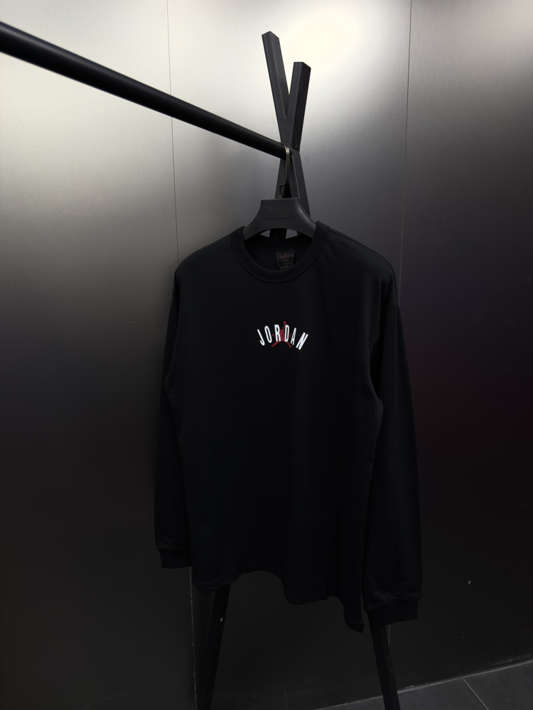 Jordan ‘GRAPHIC’ Oversize Uzun Kollu T-Shirt Siyah JD-818