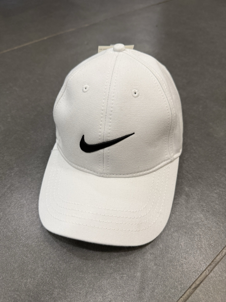 Nike Logo Şapka Beyaz
