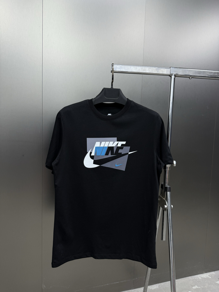 Nike ‘GRAPHIC’ T-Shirt Siyah NK-163