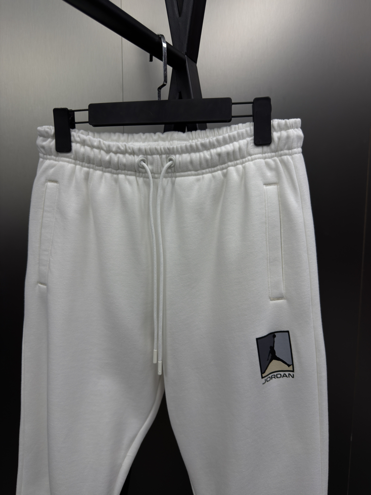Jordan ‘Graphic’ Jogger Beyaz JD-619